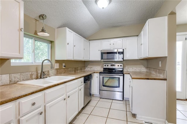 706 NE 39th Ter, Kansas City, MO 64116 - photo 9