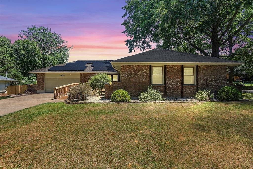 7925 N Forest Ave, Kansas City, MO 64118 - photo 1