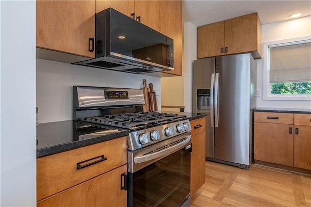 2031 N 75th St, Kansas City, KS 66109 - kitchen featuring appliances with stainless steel finishes