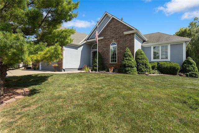 501 Chestnut Cir, Raymore, MO 64083 - photo 2