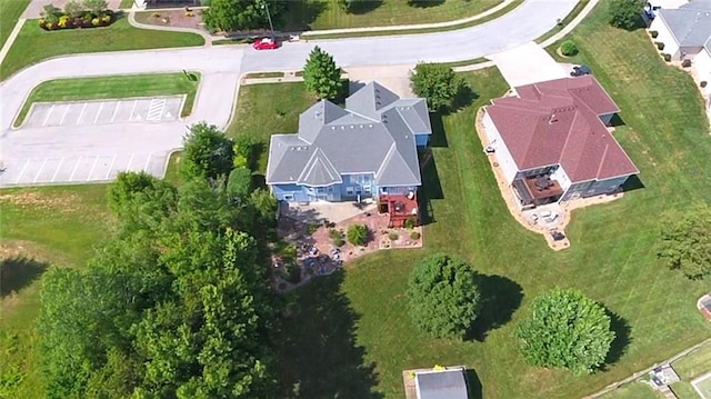501 Chestnut Cir, Raymore, MO 64083 - photo 40