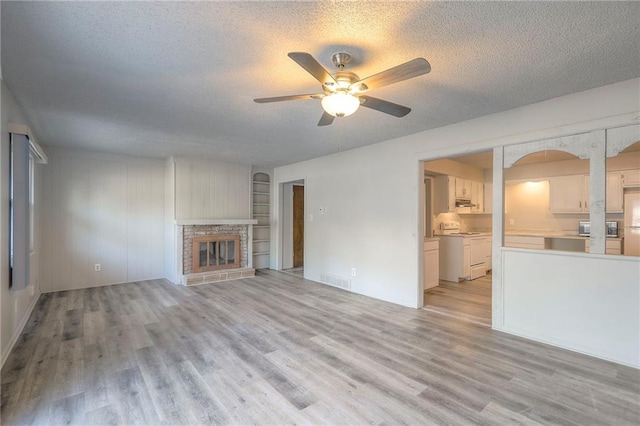 8029 E 130th Ct, Grandview, MO 64030 - photo 2