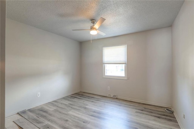 8029 E 130th Ct, Grandview, MO 64030 - photo 15