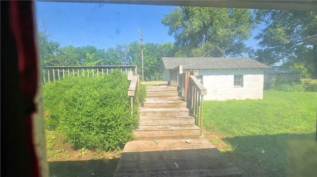 1443 215th St, Fort Scott, KS 66701 - view of green lawn featuring stairs