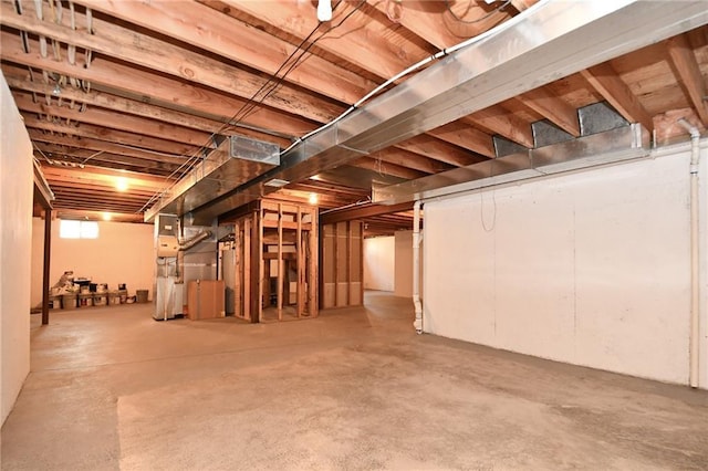 11912 W 132nd St, Overland Park, KS 66213 - view of unfinished below grade area