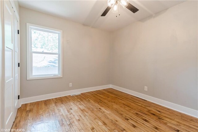 9408 Oakland Ave, Kansas City, MO 64138 - photo 13