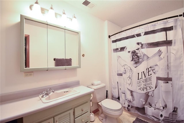 211 Southside Ct, Excelsior Springs, MO 64024 - bathroom featuring vanity, a shower with shower curtain, and a textured ceiling