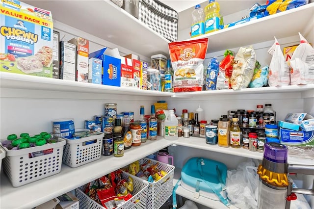 20335 W 220th Ter, Spring Hill, KS 66083 - view of pantry