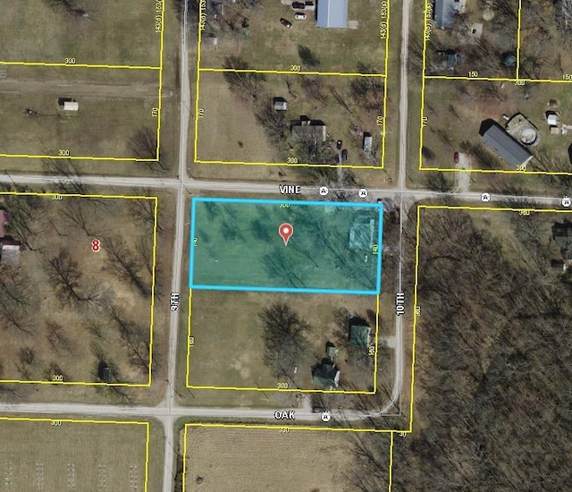921 E Vine St, Rich Hill, MO 64779 - map / location
