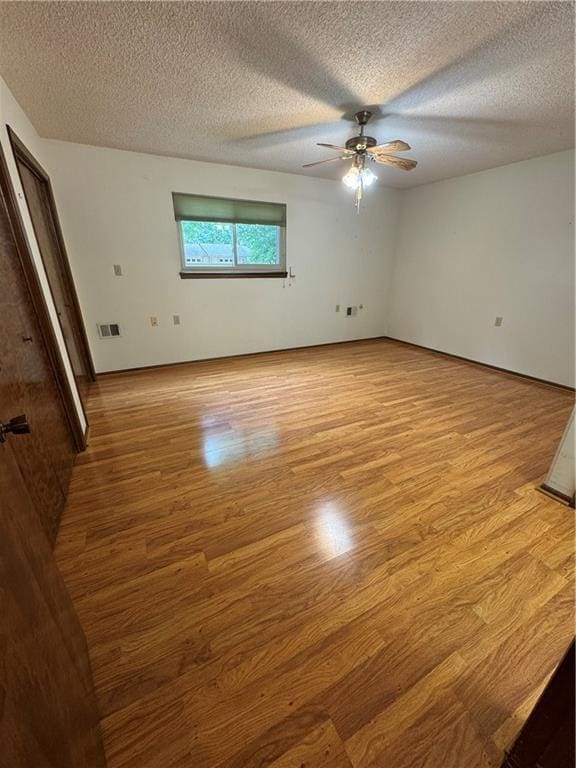 1323 W Johns Blvd, Raymore, MO 64083 - photo 10