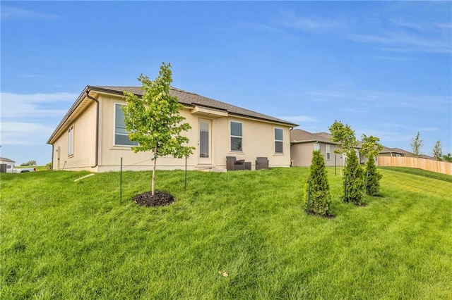 20367 W 193rd Ter, Spring Hill, KS 66083 - back of house featuring a lawn