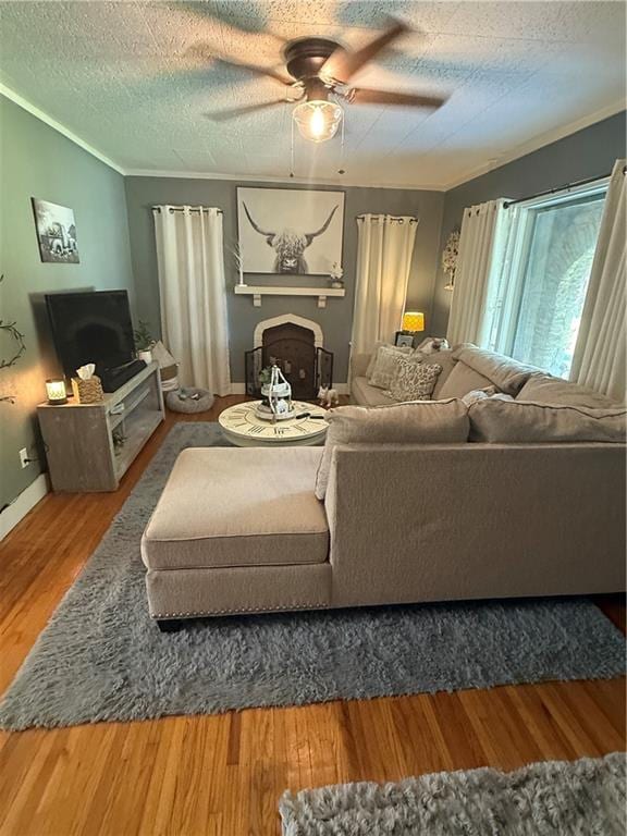 1027 N 5th St, Independence, KS 67301 - photo 2