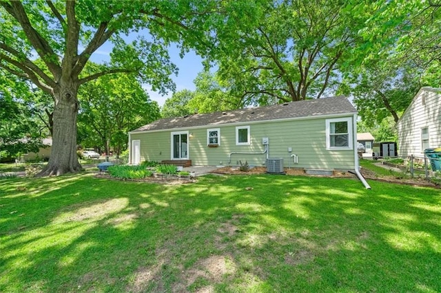 8815 W 81st St, Overland Park, KS 66204 - rear view of house