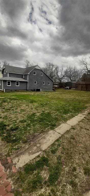 615 Church St, Neodesha, KS 66757 - view of green lawn
