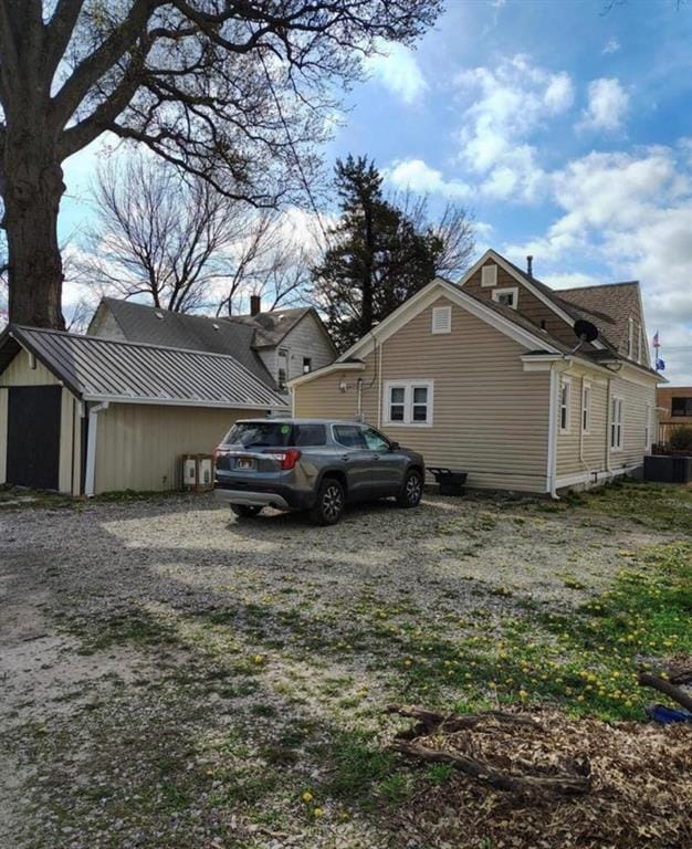 535 W Maple St, Columbus, KS 66725 - photo 3