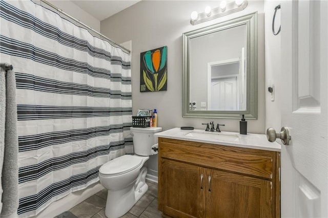 8103 NE 111th Ter, Kansas City, MO 64157 - full bath featuring vanity and a shower with curtain