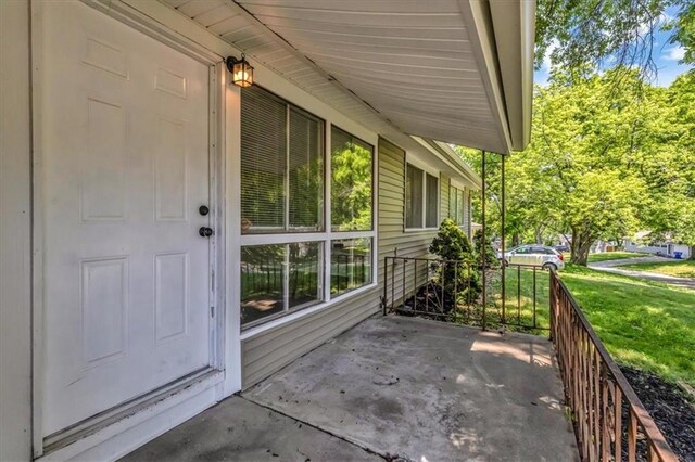 6000 N Tracy Ave, Gladstone, MO 64118 - photo 5