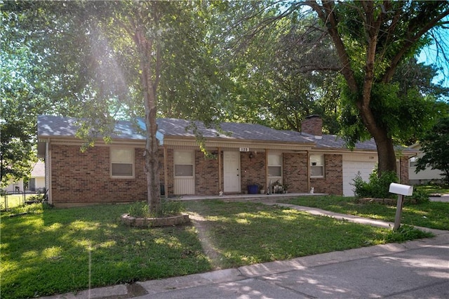 1129 Fairlawn Ave, Marshall, MO 65340 - photo 2