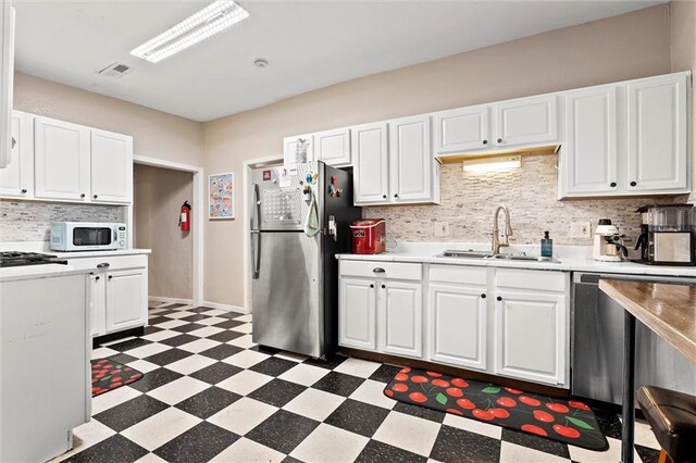 927 Louisiana St, Lawrence, KS 66044 - photo 10