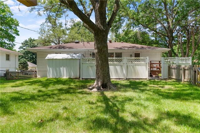 6705 N Bellefontaine Ave, Gladstone, MO 64119 - photo 26