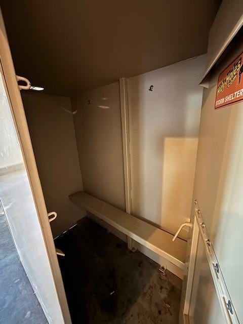 603 Lakeside Ct, Girard, KS 66743 - view of spacious closet