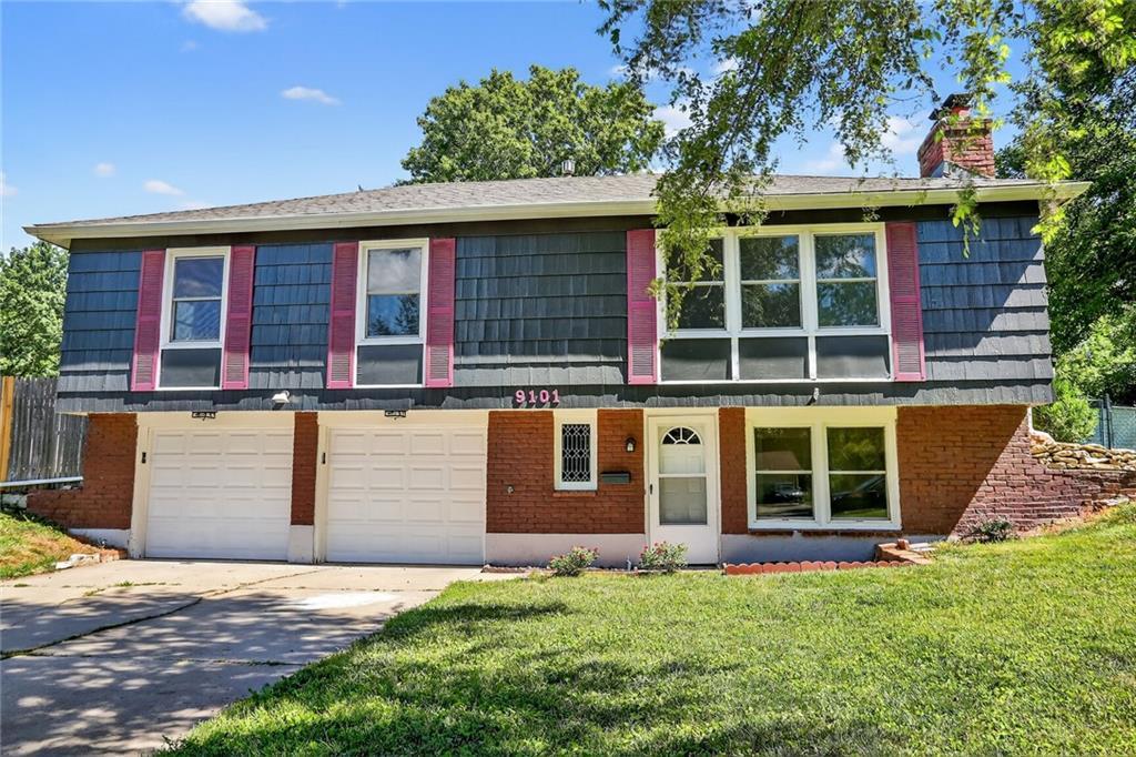 9101 Wedd St, Overland Park, KS 66212 - photo 1