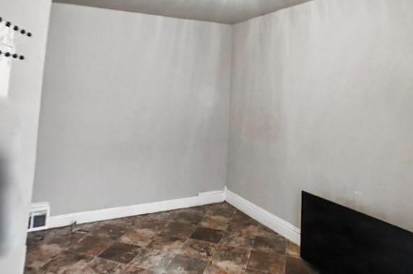 3509 Thompson Ave, Kansas City, MO 64124 - photo 20