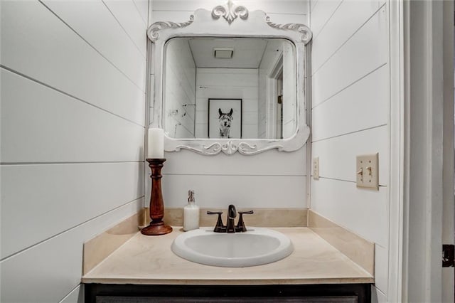 9718 W 115th Ter, Overland Park, KS 66210 - bathroom featuring vanity
