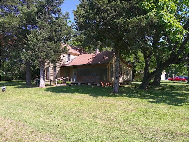 1022 Sycamore St, Humboldt, KS 66748 - view of grassy yard