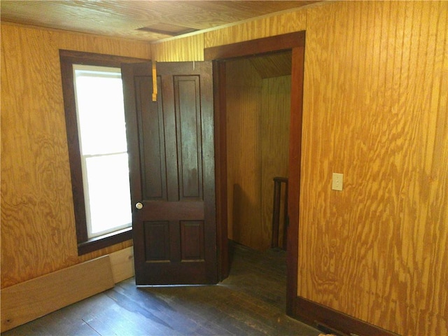 1022 Sycamore St, Humboldt, KS 66748 - unfurnished room with wood finished floors