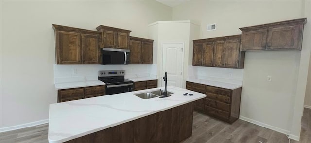 20444 W 125th Ter, Olathe, KS 66061