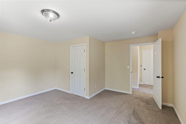 526 S Maple St, Ottawa, KS 66067 - unfurnished room featuring carpet floors