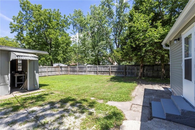 526 S Maple St, Ottawa, KS 66067 - view of fenced backyard