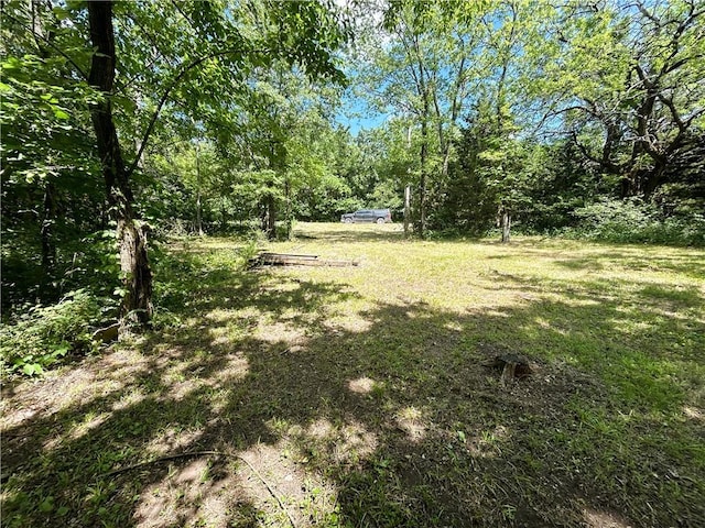 33 W Sugar Lake Cv, Mound City, KS 66056