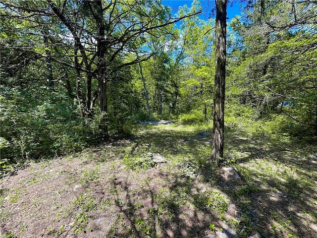 33 W Sugar Lake Cv, Mound City, KS 66056