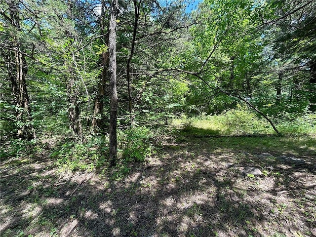 33 W Sugar Lake Cv, Mound City, KS 66056