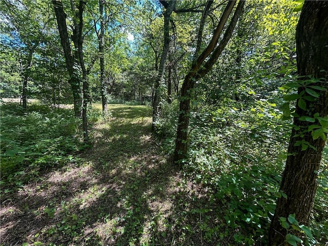 33 W Sugar Lake Cv, Mound City, KS 66056