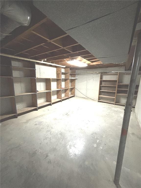 920 S Denman Ave, Chanute, KS 66720 - photo 53