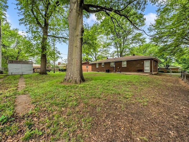 3717 S Hocker St, Independence, MO 64055 - view of grassy yard