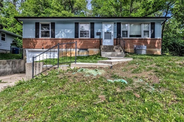425 Maple St, Liberty, MO 64068 - photo 1