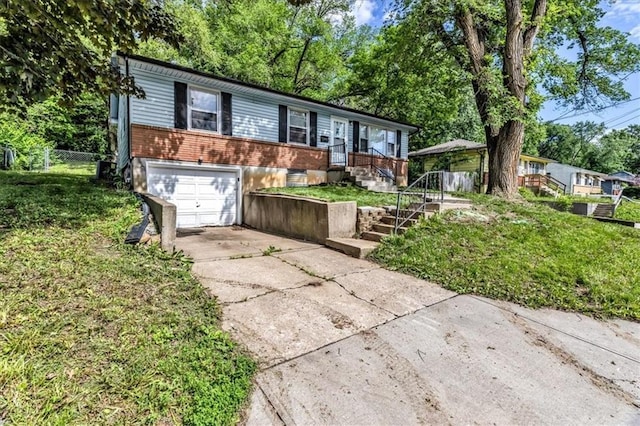 425 Maple St, Liberty, MO 64068 - photo 2