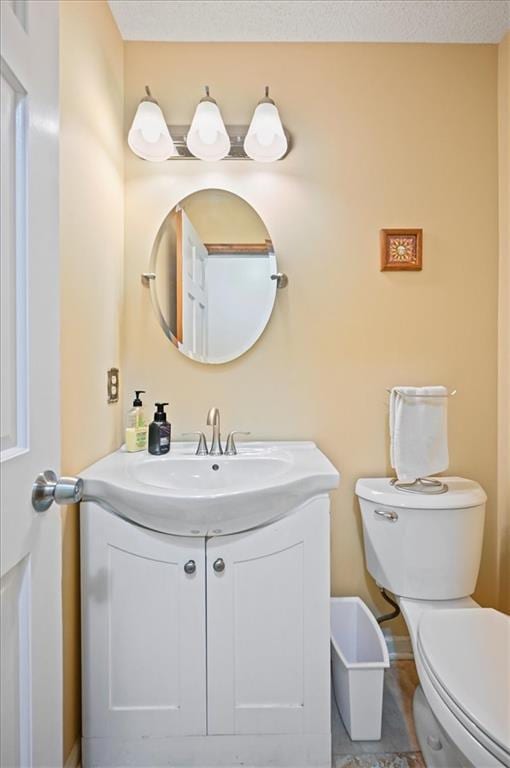 1621 Vilas St, Leavenworth, KS 66048 - half bathroom with toilet and vanity
