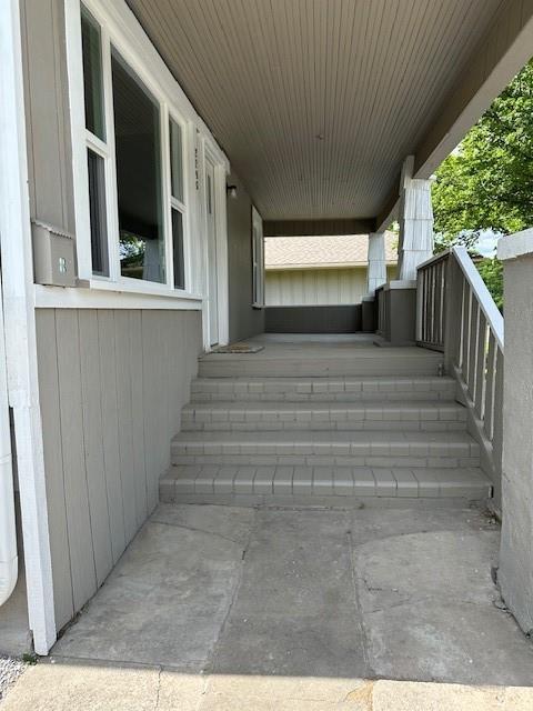 2206 S Broadway St, Pittsburg, KS 66762 - photo 4