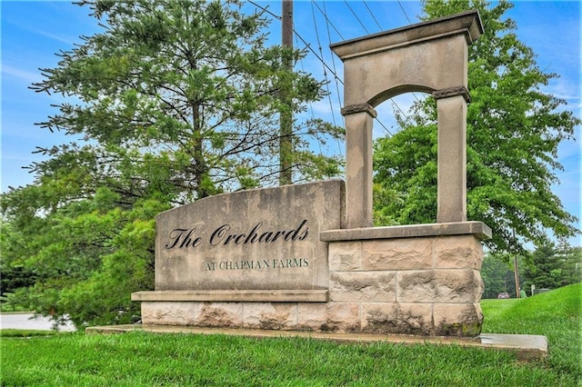902 SW Peach Tree Ln, Blue Springs, MO 64064 - view of community / neighborhood sign