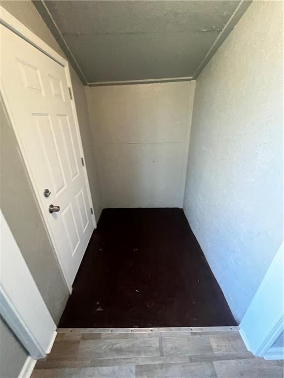 4432 E 10th St, Kansas City, MO 64127 - interior space