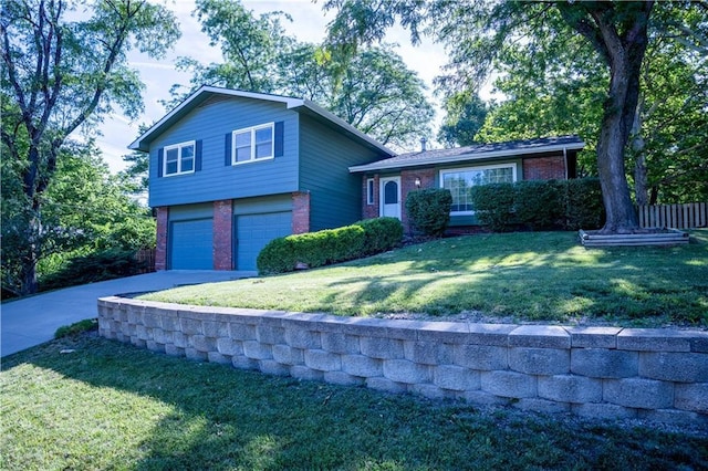 1104 Crestline Dr, Lawrence, KS 66049 - photo 1