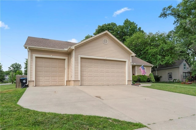 923 E Myrtle St, Pleasant Hill, MO 64080 - photo 2
