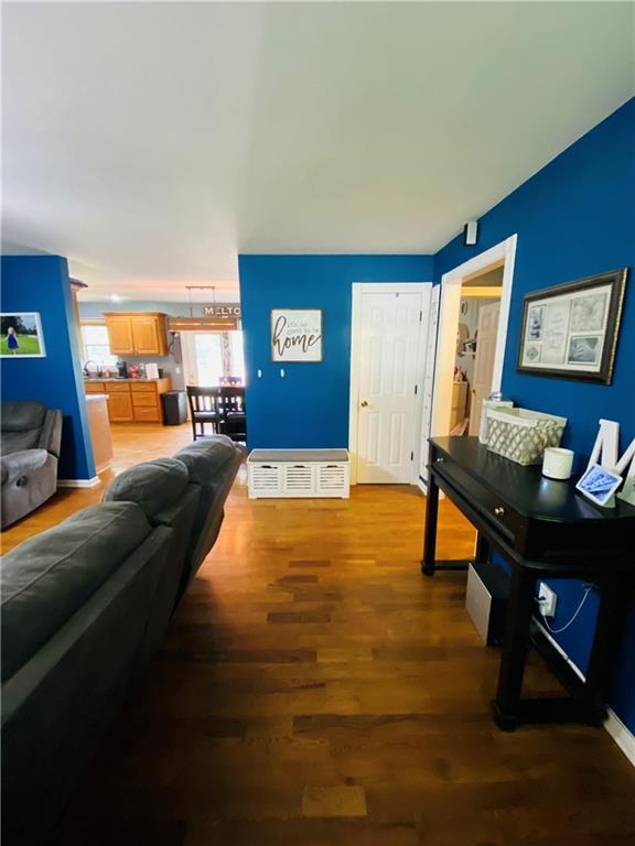 916 Edith Ave, Adrian, MO 64720 - photo 3