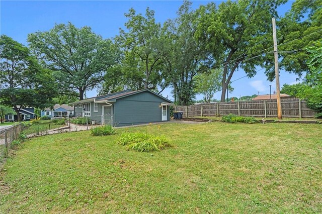 8216 Central St, Kansas City, MO 64114 - photo 26