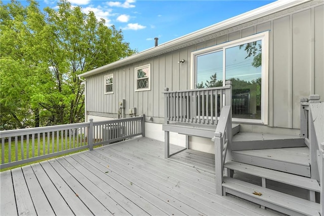 818 N Wigwam Trl, Independence, MO 64056 - view of deck